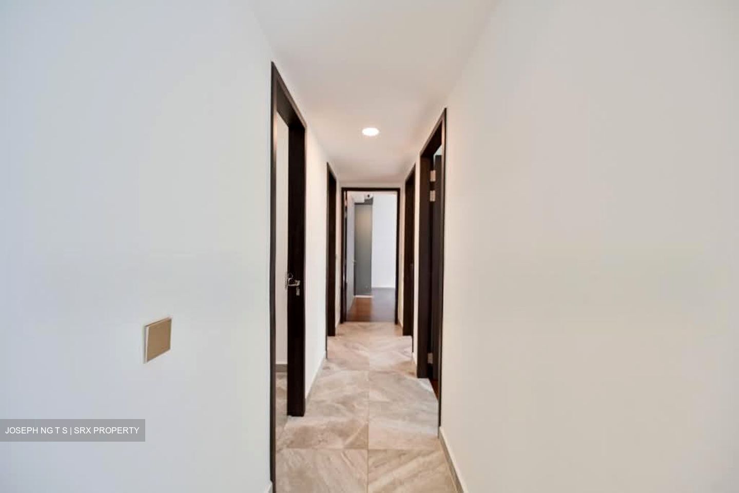 The Commodore (D27), Condominium #583013731